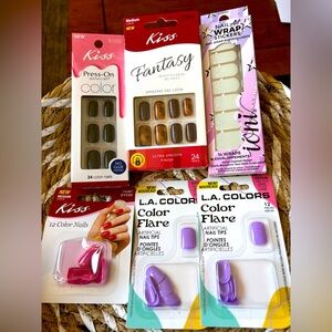 Kiss and L.A. Colors Nail Set Bundled